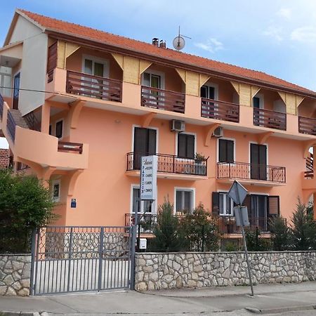 Pansion Maria Bed and Breakfast Ζαντάρ Εξωτερικό φωτογραφία