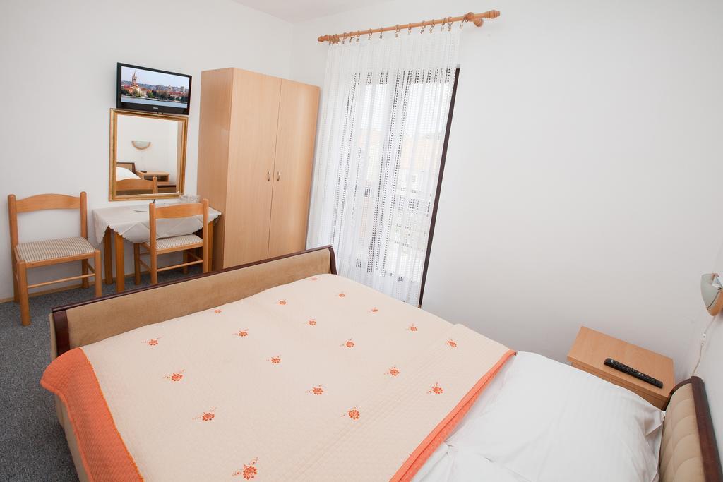 Pansion Maria Bed and Breakfast Ζαντάρ Δωμάτιο φωτογραφία