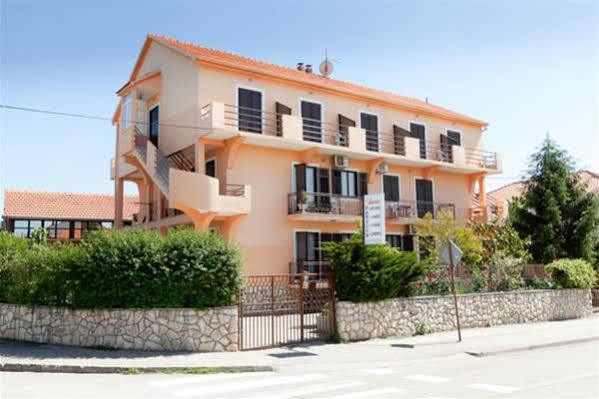 Pansion Maria Bed and Breakfast Ζαντάρ Εξωτερικό φωτογραφία
